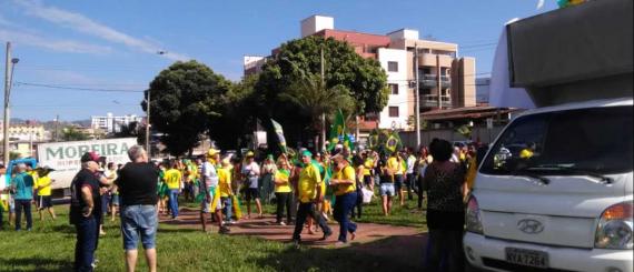manifestação bolsonaro ipatinga plox.jpg